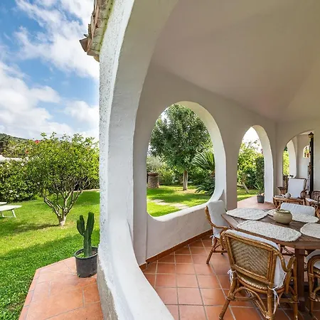Domus Bianca Villa *