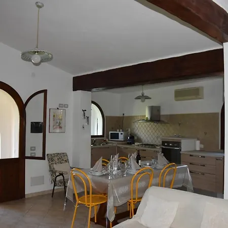 Domus Bianca Villa *